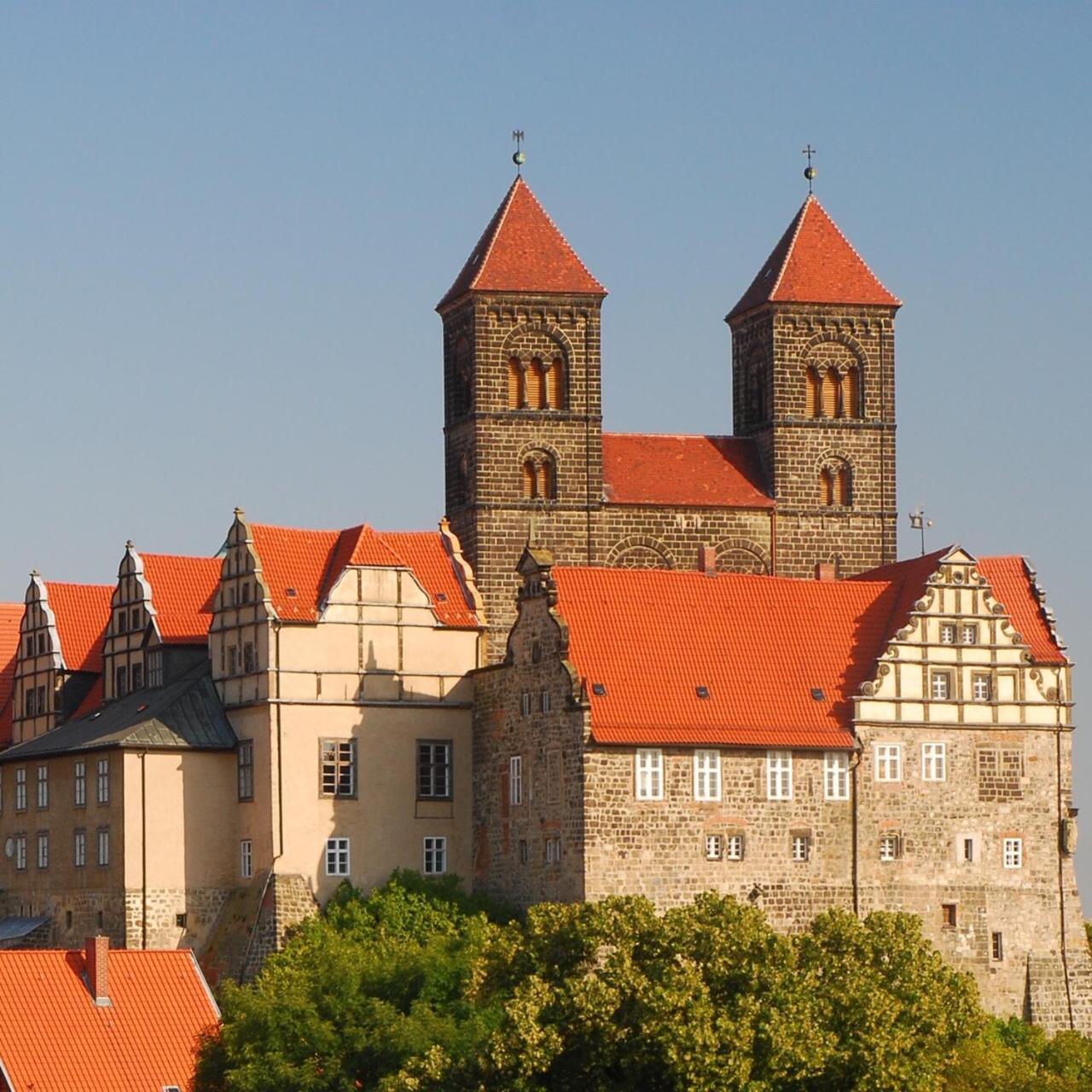 Hotel Domschatz Quedlinburg Exterior foto